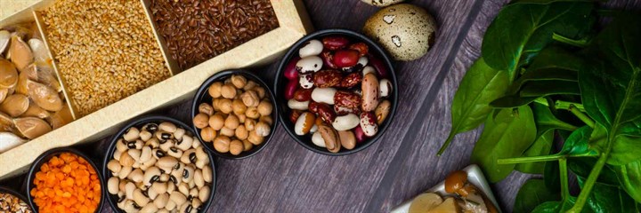 Overhead view of foods containing zinc